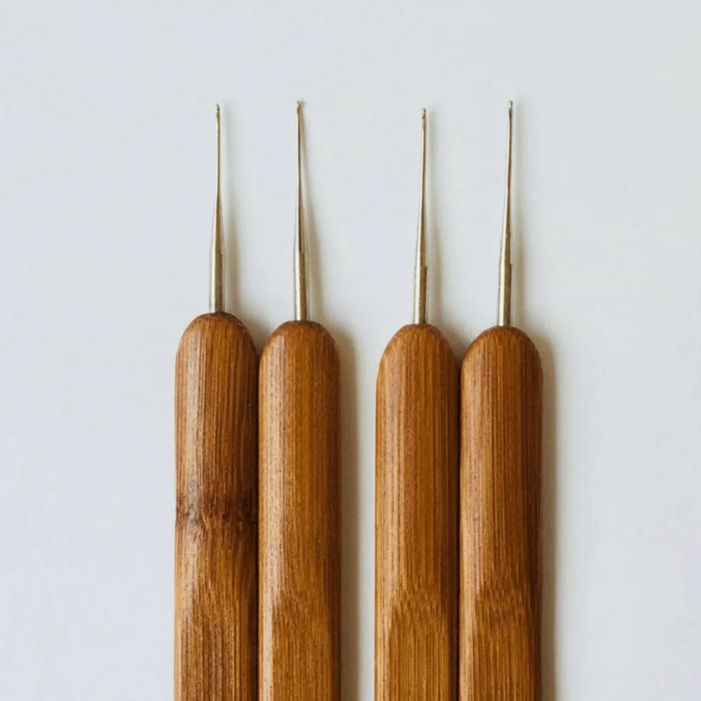 3/6Pcs 0.5/0.75mm Dreadlock Crochet Hooks Bamboo Grip Bent Hook Hair Loc Tool Interlocking Weaving 1/2/3 Head Crochet Needles