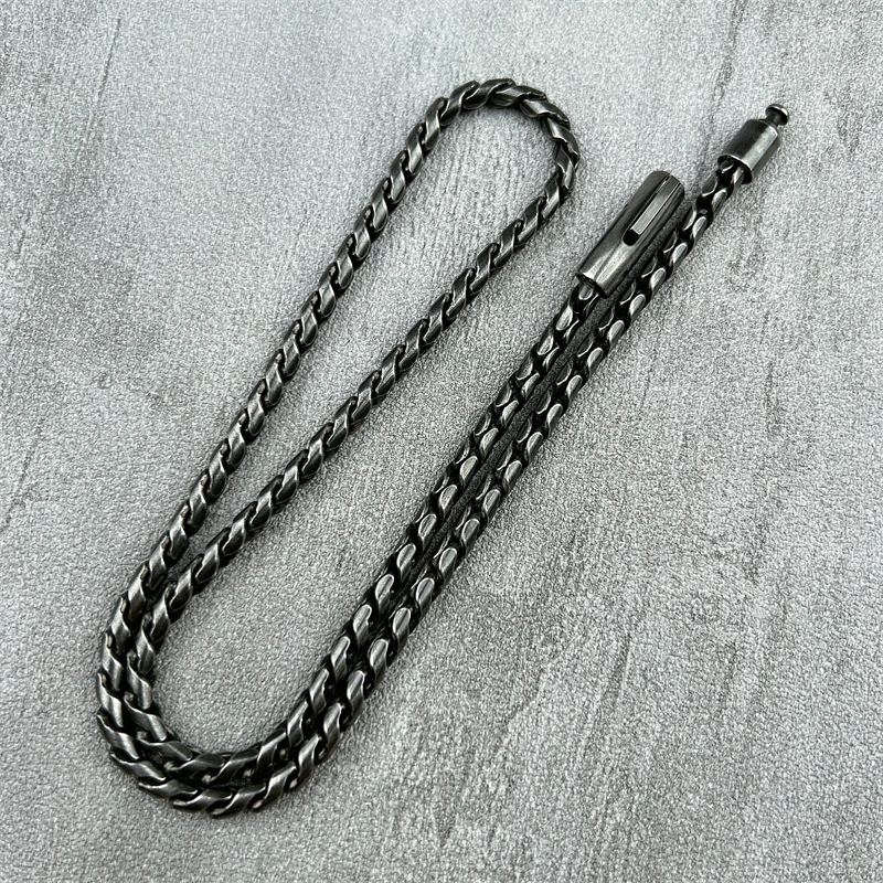 70cm Retro Titanium Steel O-shaped Necklace Outdoor Portable EDC Multifunctional Self-defense Chain Tool