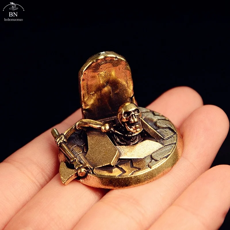 Solid Brass Grave Skeleton Small Statue Vintage Miniatures Figurines Desktop Decorations Crafts Home Decors Ornaments Sculptures