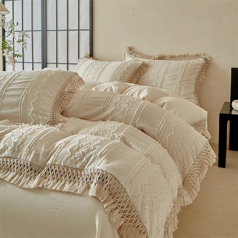 Large Tassel Style Bedding Set High Quality Skin Friendly Fabric Bed Sheet/Fitted Sheet Pillowcases Queen King Size Bed Set 4Pcs
