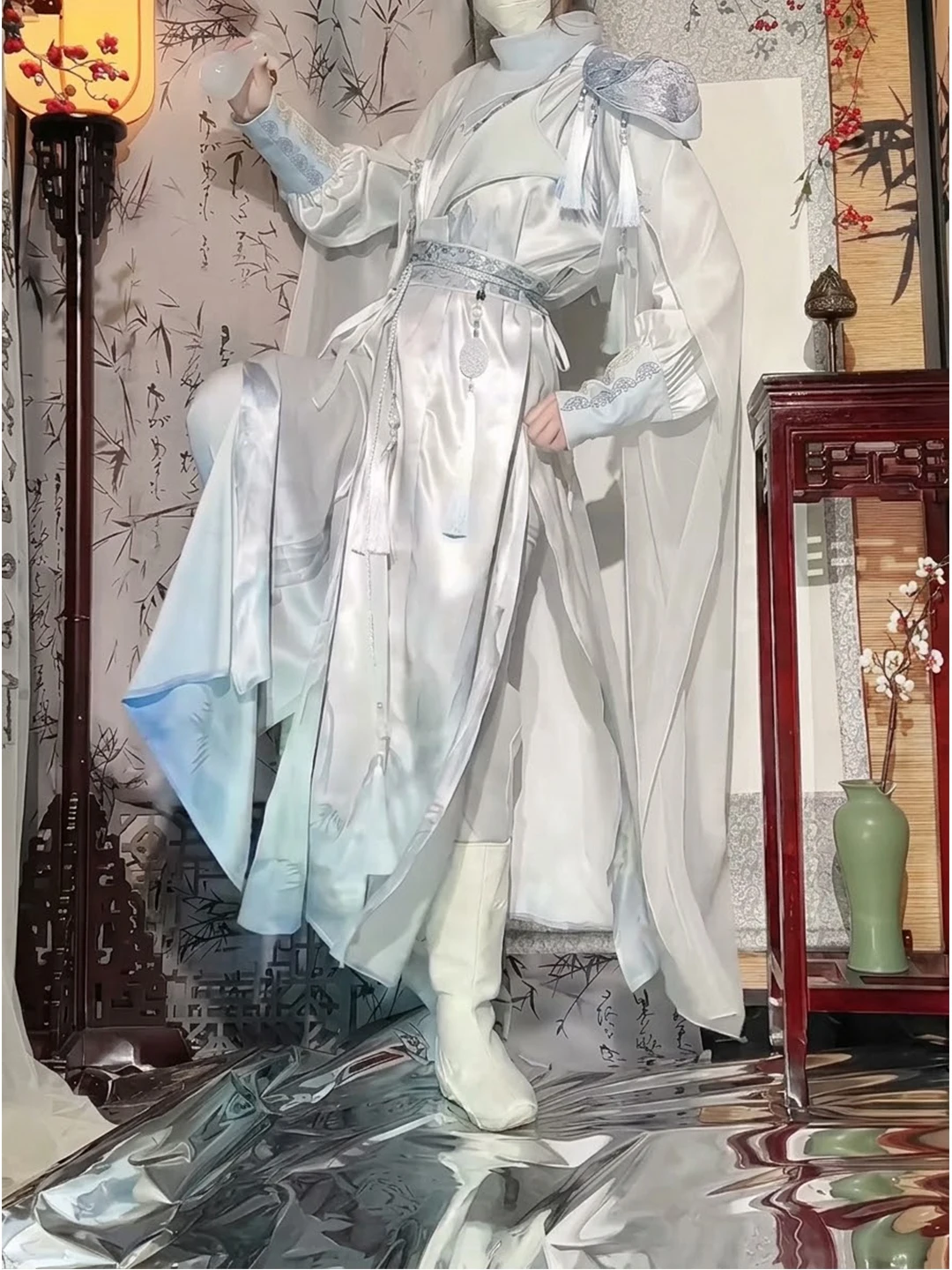 Improved round Neck Robe Hanfu Ancient Style Youthful Martial Arts Cosplay Suit Men Women Traditional Chinese Costume Set