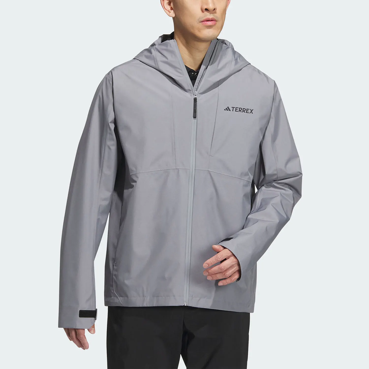 

Оригинальная мужская спортивная куртка Adidas RR TRANS JKT для активного отдыха IU2670