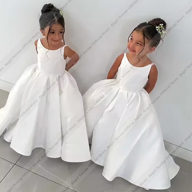 

White Satin Flower Girl Dress for Wedding Kids Sleeveless Ball Gown with Bow Birthday First Communion Dress Custom