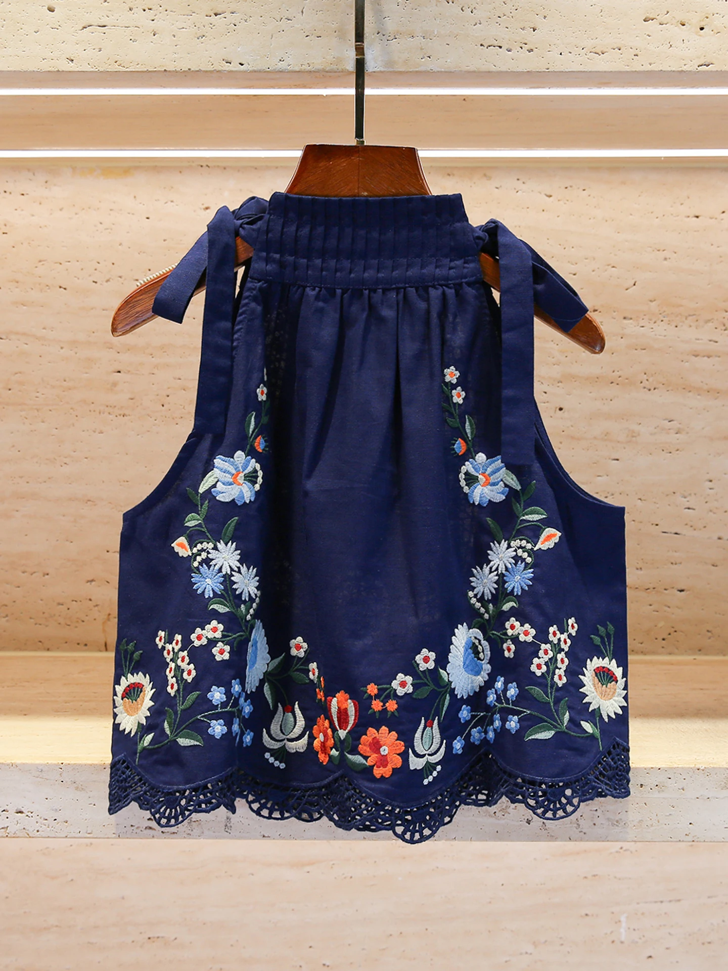 High-End Autumn Floral Embroidery Vest Strap Top + Long Skirt Set Women's Faion Ensemble ort Sve Square Collar Casual ...