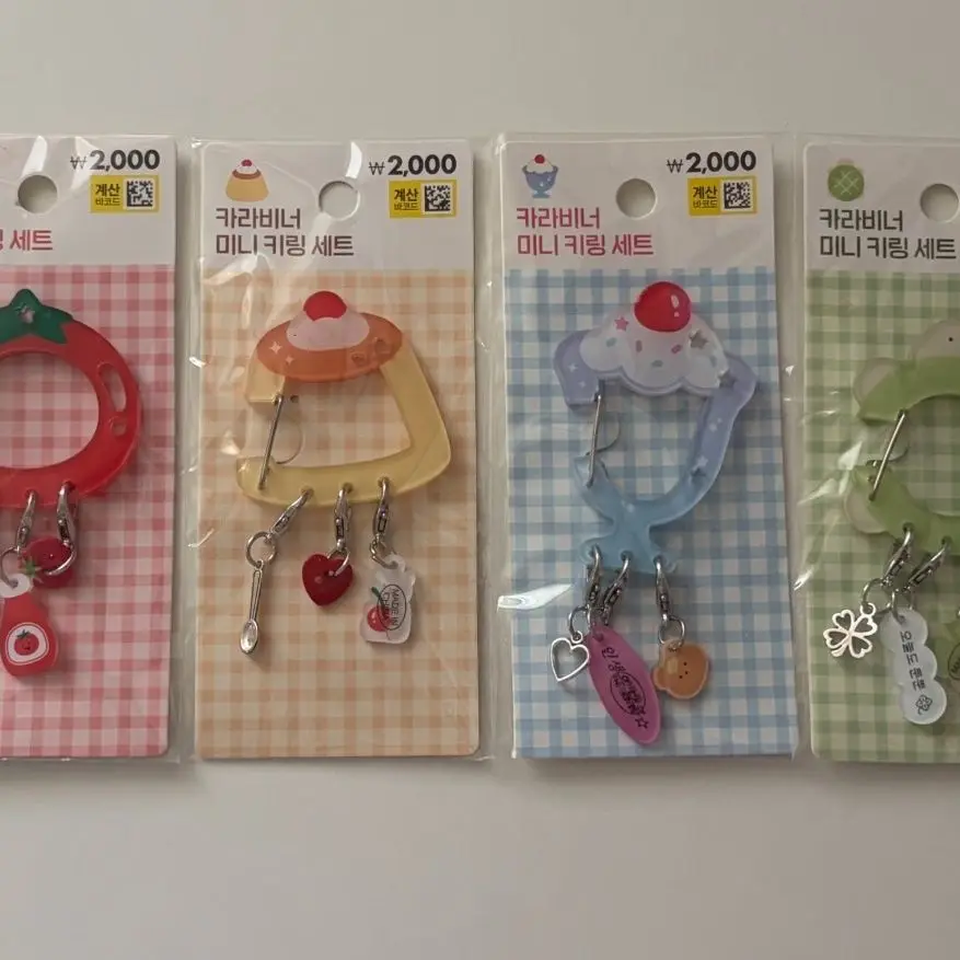 INS Cute Dessert Fruit Carabiner Keychain Strawberry Pudding Cupcake Clover Acrylic Bag Charms For Women Girls Pendant Jewelry