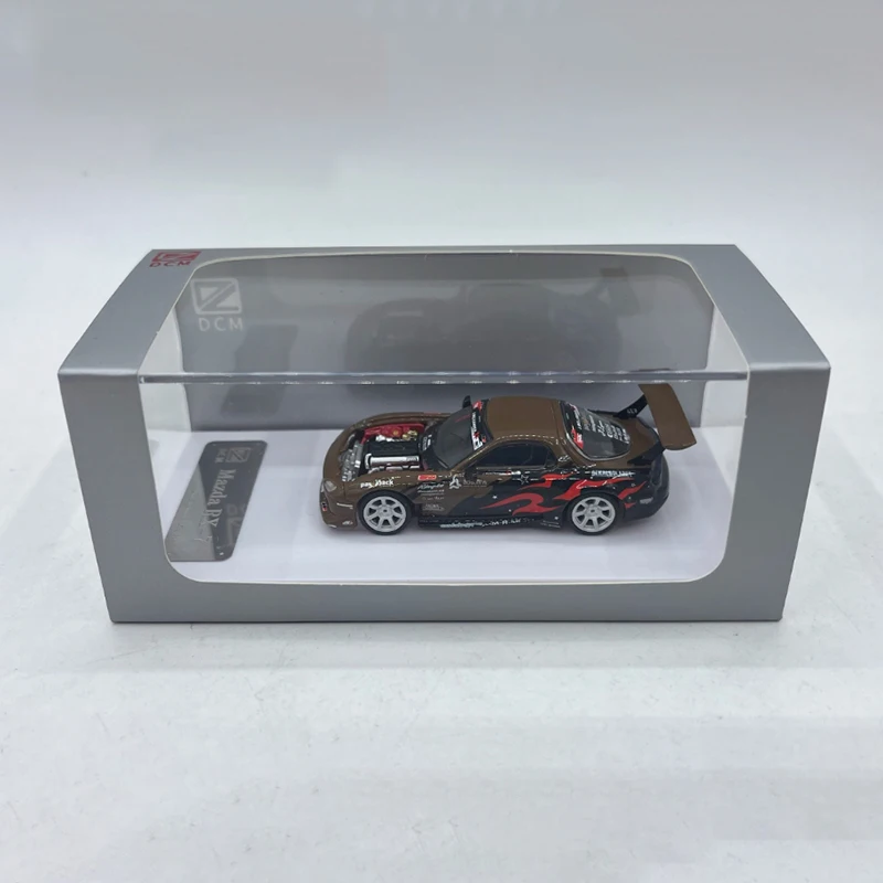 DCM Diecast 1/64 escala MAZDA RX7 coche de aleación modificado de cuerpo ancho modelo adulto niño colección de juguetes recuerdos regalos espectáculo estático