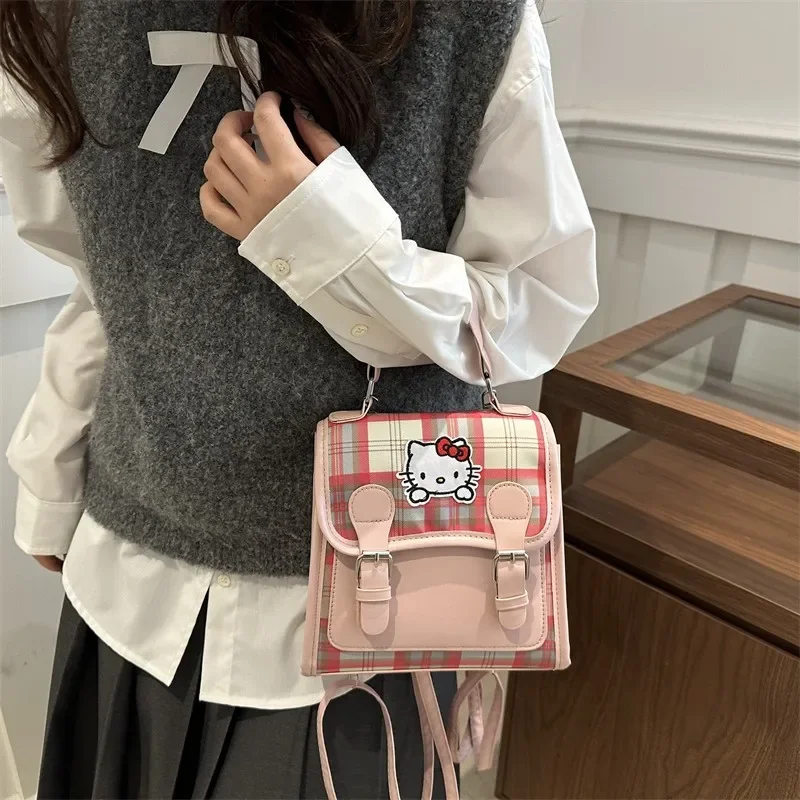 حقيبة ظهر Hello Kittys Sanrios للأطفال بتصميم جديد للترفيه حقيبة ظهر للسفر محمولة بكتف واحد على طراز الكلية للفتيات