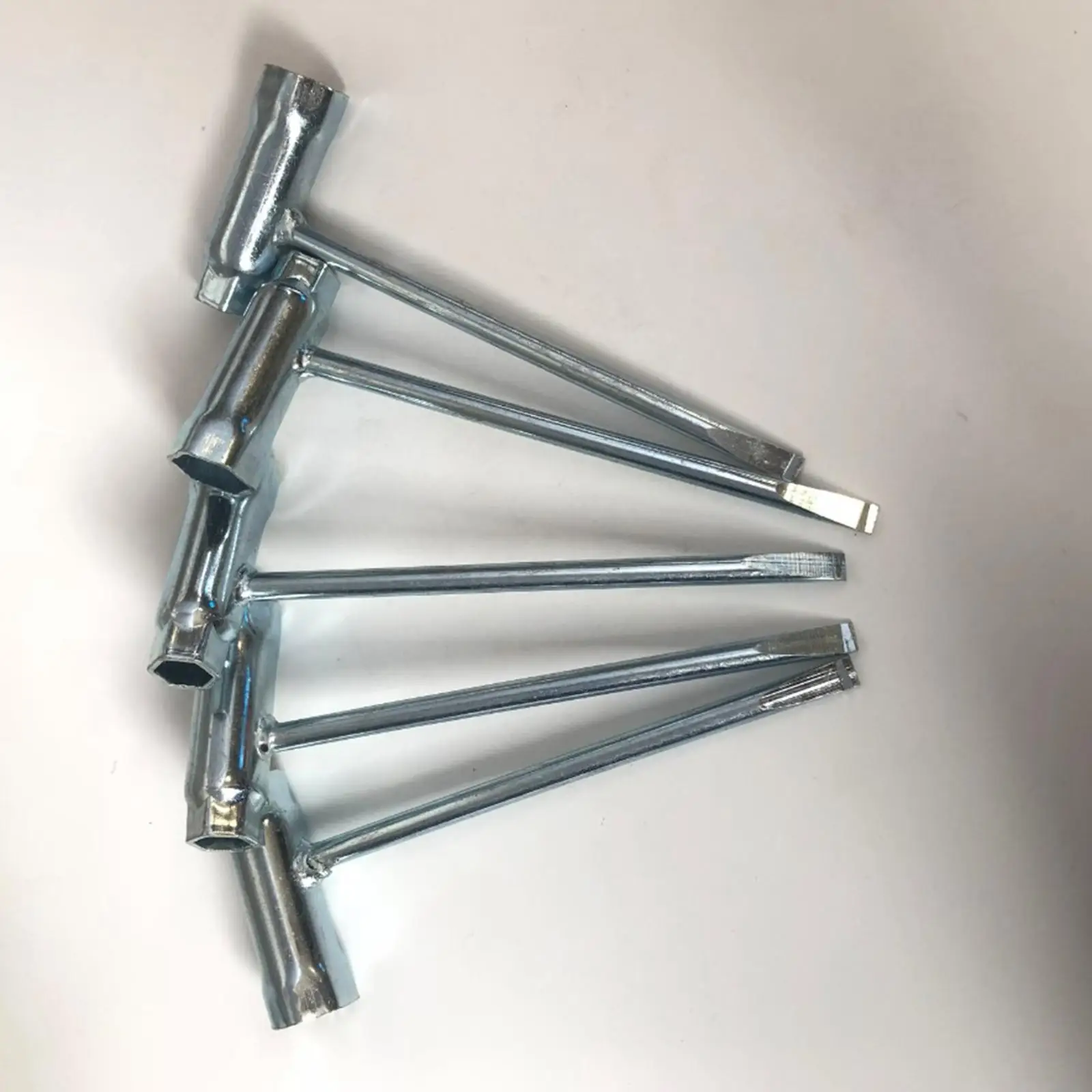 

5 комбинированных отверток и замены гаечного ключа с двусторонним ключом