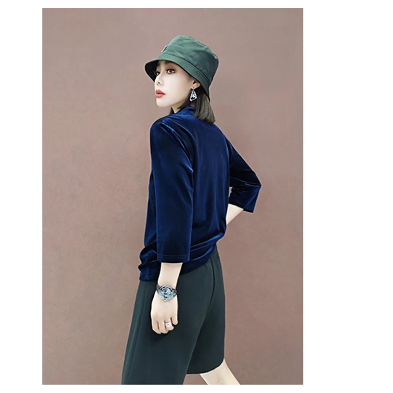 Silk Velvet Women Seven-quarter Sleeve T-shirt Dark Green Simple Temperament Blouse Loose Comfortable Light Gloss High-end Wear