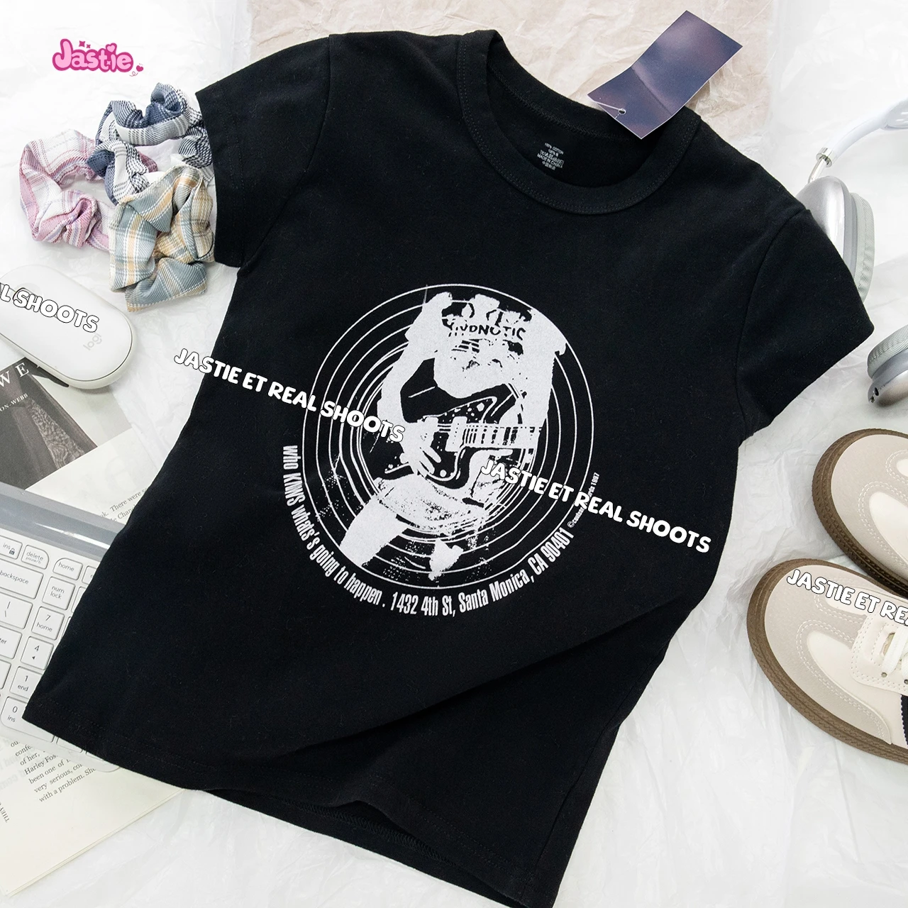 Casual Women Guitar Print Cotton Tees Y2k Streetwear Round Neck Summer Short Sleeve T-shirt Femme Vintage Chic Slim Top 2023 New