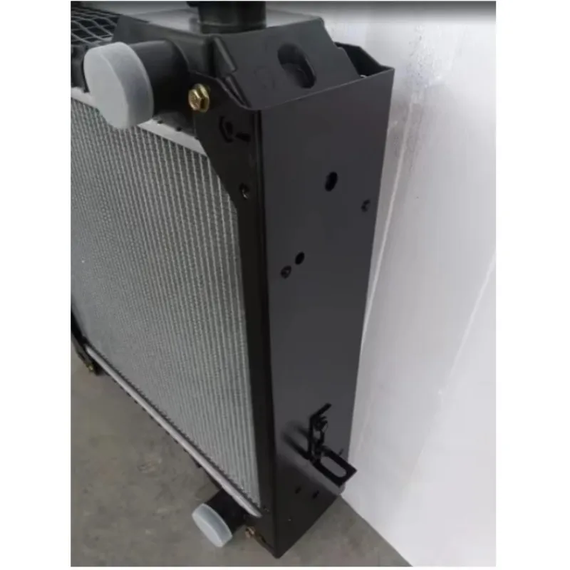 Heat sink 234876A1 239739A1 239739A2 234876A2 is suitable for loaders 570LXT, 570XMT, 580 Super L