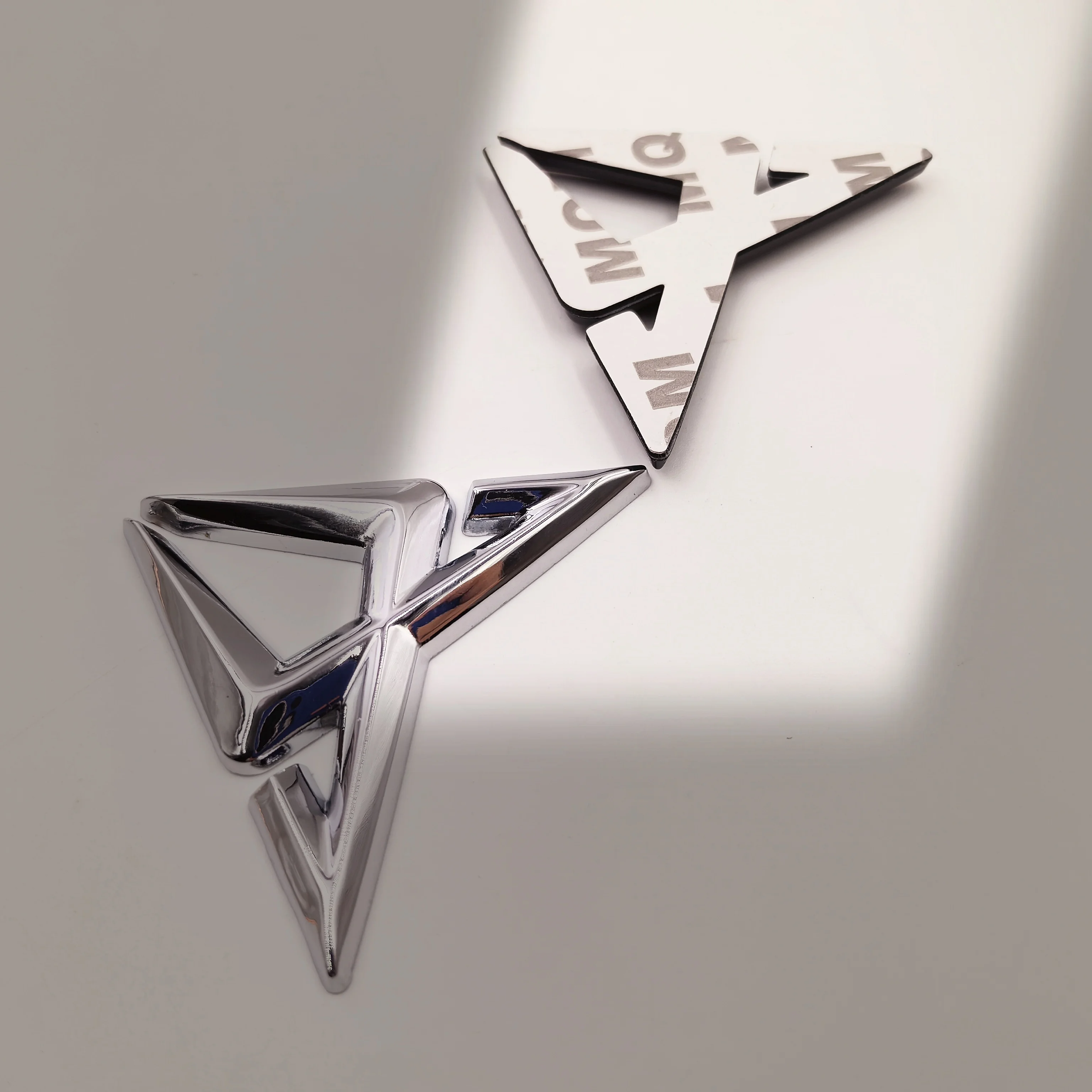 3D car Hood Fender trunk Emblem Badge Sticker Metal Small 3D Badge Car Body Sticker Decal Front And Rear Car Body Sticker - view 5