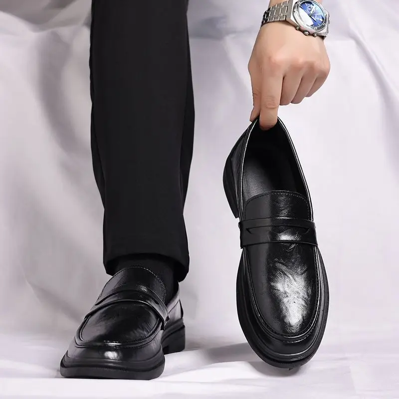 

Черные деловые мужские лоферы с круглым носком, увеличивающие рост, элегантные и классические офисные туфли, новые джентльмены 39, мужская социальная обувь