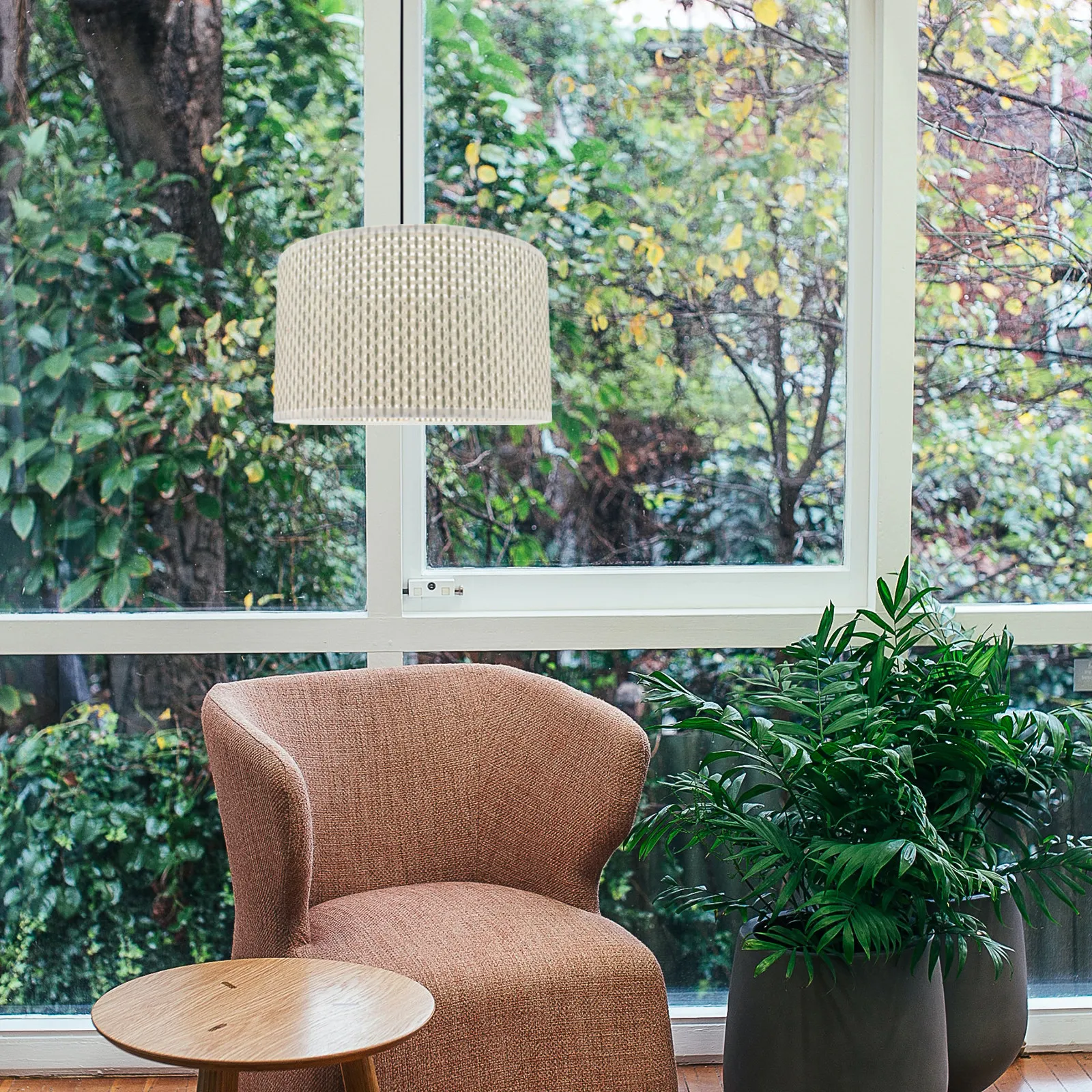 

1 шт. высококачественный абажур с имитацией плетения, простой и элегантный дизайн, рассеиватель света для гостиной, спальни, кабинета, современный декоративный элемент