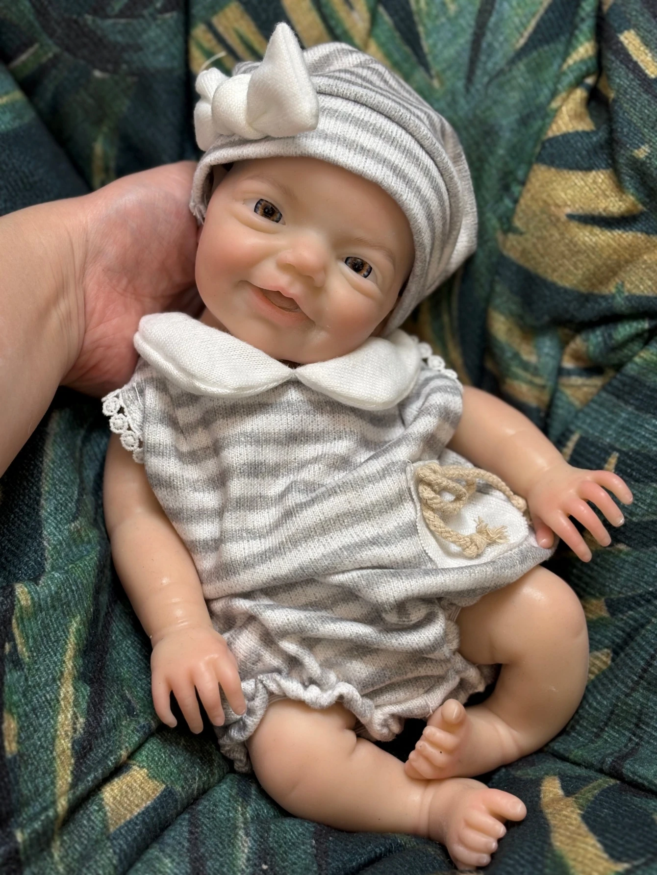 13インチ ラブリー アウェイク シリコン リボーンドール 男の子 ソフトタッチ 新生児 チャーリー 血管が見える コレクターズアイテム ギフト/女の子向けデコレーション