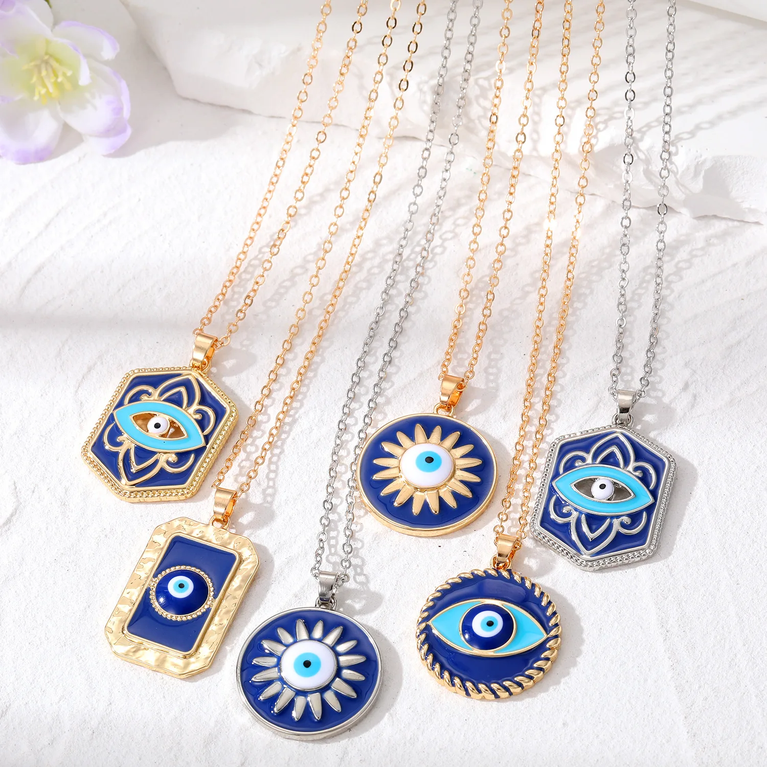 

S3561 Geometric Evil Eye Pendant Necklace For Women Enamel Turkish Blue Eyes Choker Necklaces