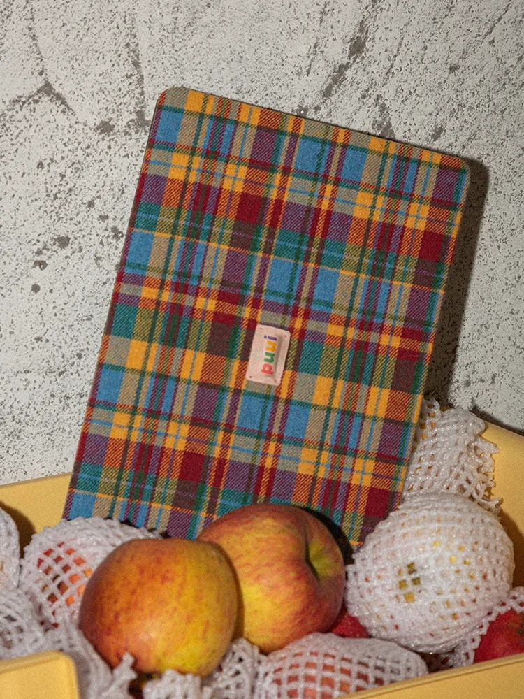 Original and applicable macbook protective case Pro13 plaid retro 15/16 inch notebook protective case ins