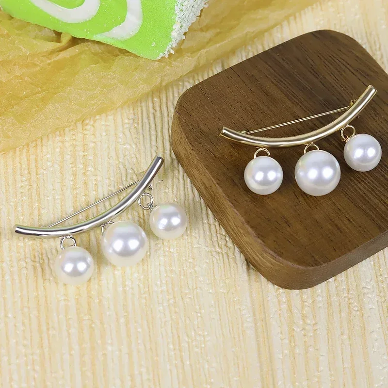 Fashion Pearl fixed strap charm safety pin brooch cardigan clip chain brooch jewelry wholesale