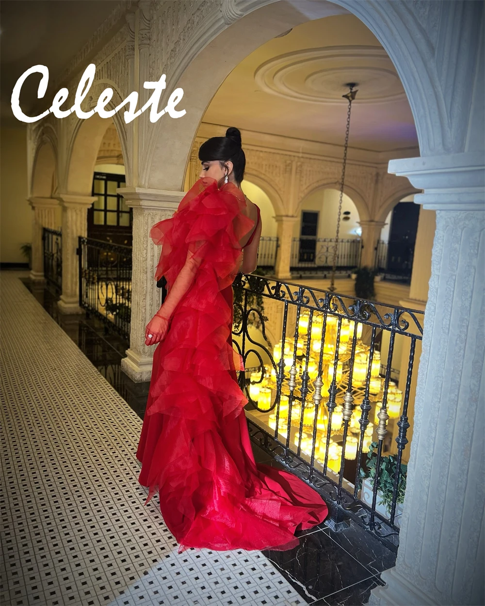 فساتين سهرة مخصصة حديثة من الجيرسيه الأحمر فساتين رسمية لحفلات العودة للوطن برقبة دائرية فساتين كلاسيكية للمناسبات الخاصة