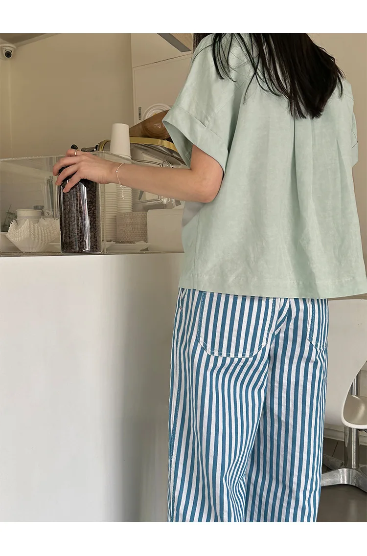 Camicia ampia a maniche corte con risvolto in tinta unita casual da donna estiva