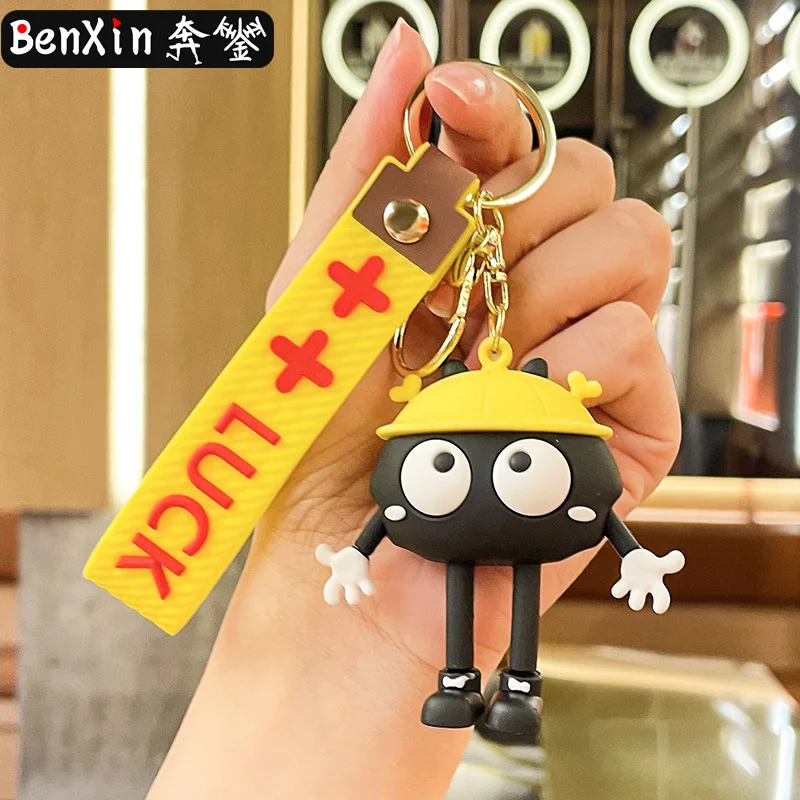 Minso 車のペンダント、キーチェーン、カップルバッグペンダント、黒炭玉漫画 3D ミニチュア像、キーチェーン