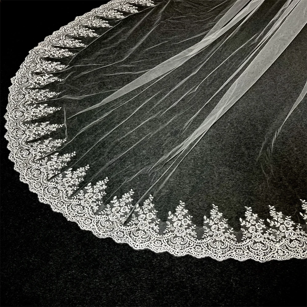 New Long Lace Decal Wedding Mantilla Veil 1 Layer 3M 4M 5M Cathedral Length Luxurious Bridal Veil Bridal Veil Accessories image 4