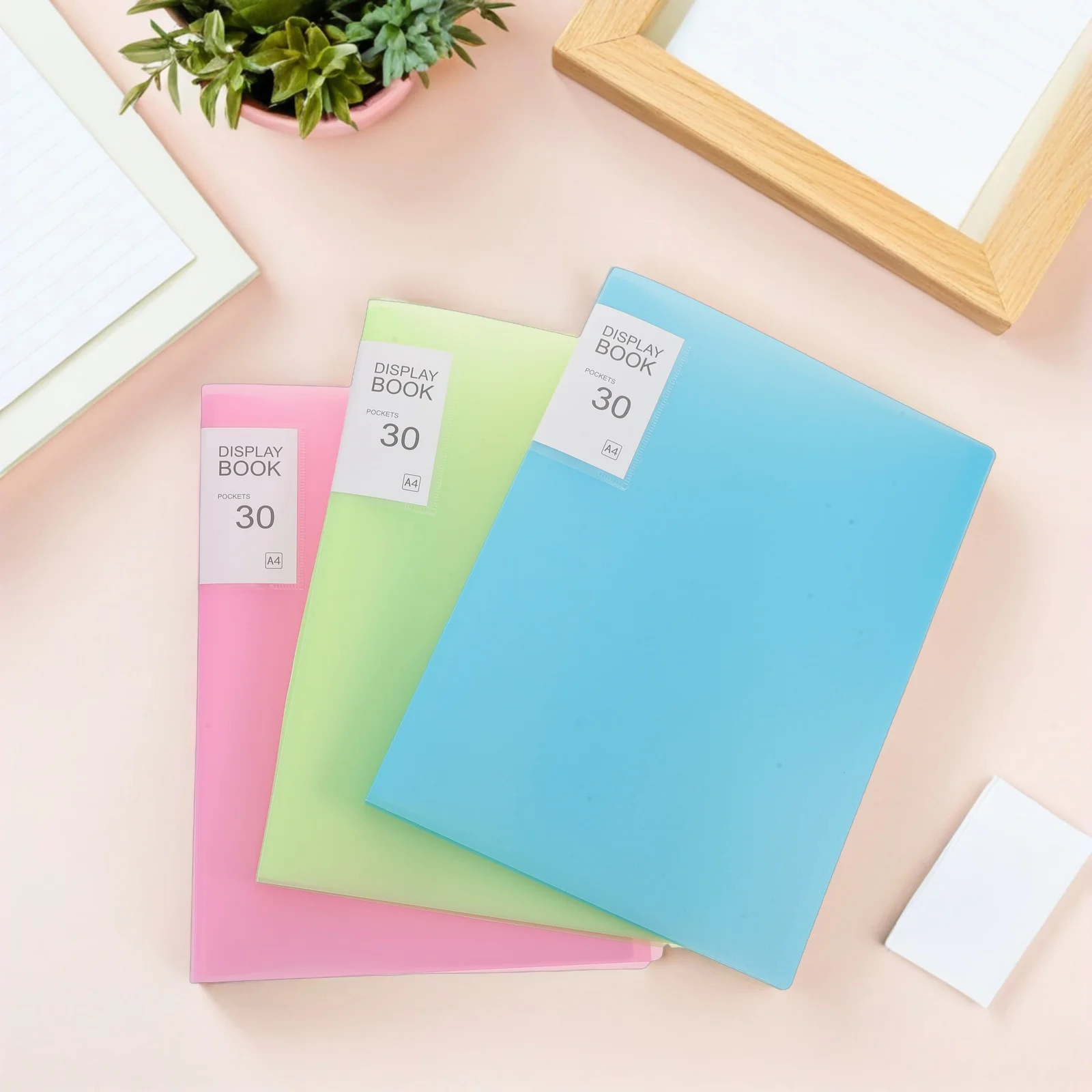 

1 Men's Waterproof Hiking Jacket Outdoor Lightweight Windproof Raincoat Breathable Sportswear for Camping Travel Use