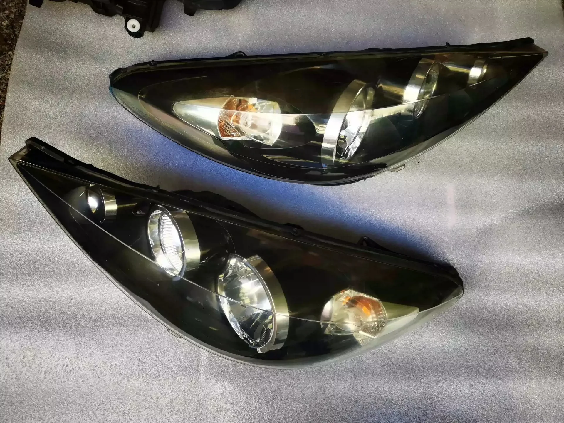 

Front light Headlamp Headlight for Peugeot 207 DRL Daytime Running Light Turn signal