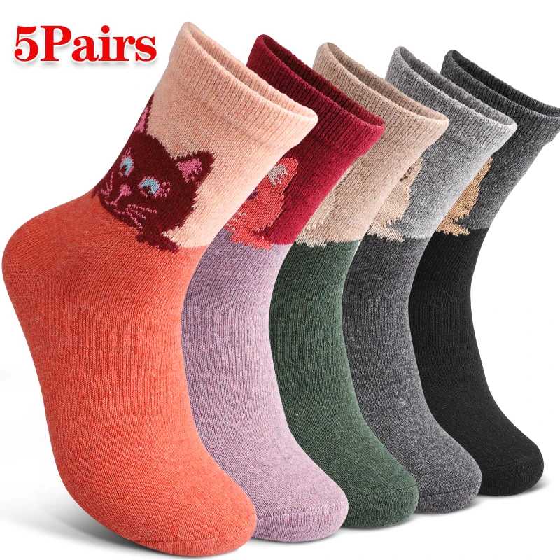 

5Pairs Women's Cartoon Cat Crew Socks Winter Thick Warm Harajuku Style Colorful Sock Plush Knit Mid-Calf Sock Comfort for Daily