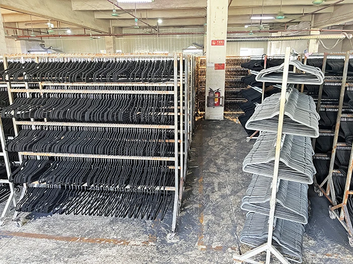 Máquina automática de flocagem de cabide