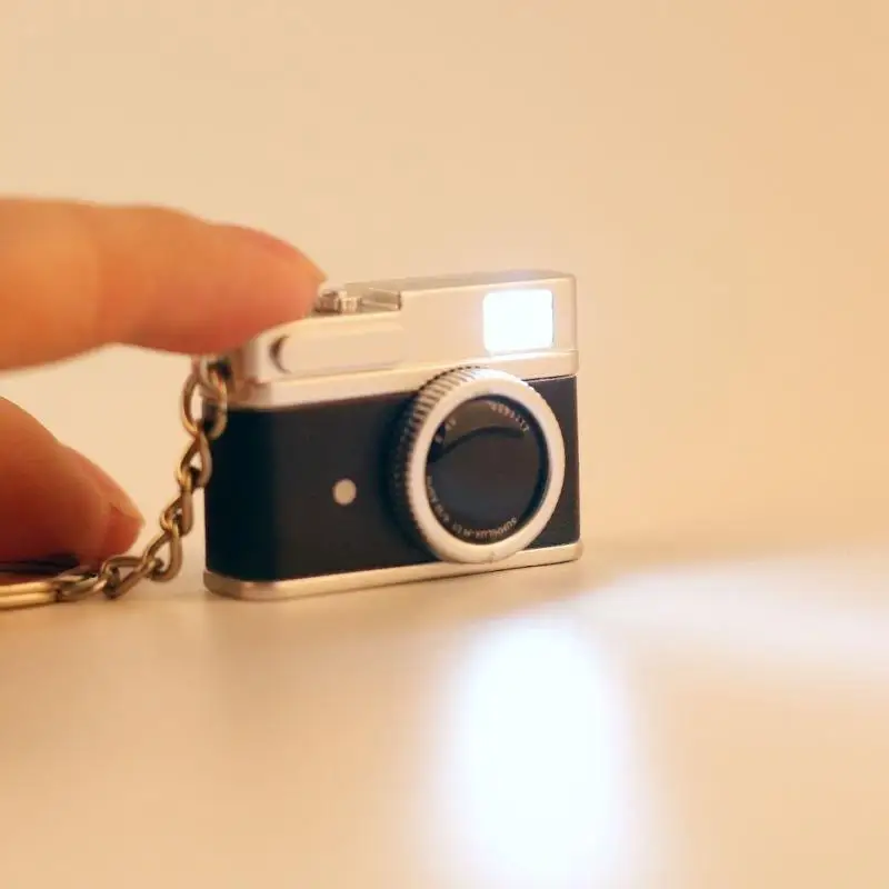 New Creative Mini Glow Baby Camera Keychain with Flash Sound Effects Gift Toy Bag Accessories Christmas BBF Couple Gift Keychain