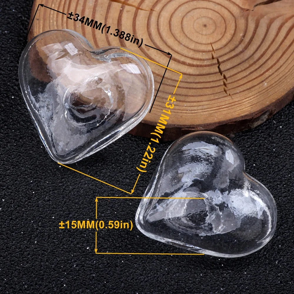 Рисунок 4 - стеклянный флакон с подвеской в различных стилях