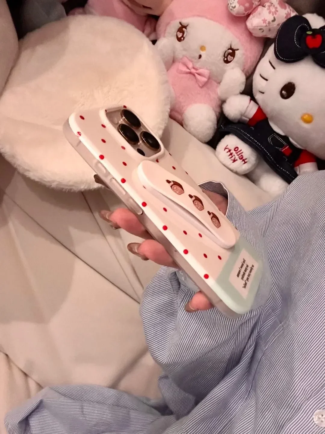 Coreano ins estilo bolo de morango nicho arte design engraçado band aid móvel push pull anel titular versátil universal pessoa preguiçosa