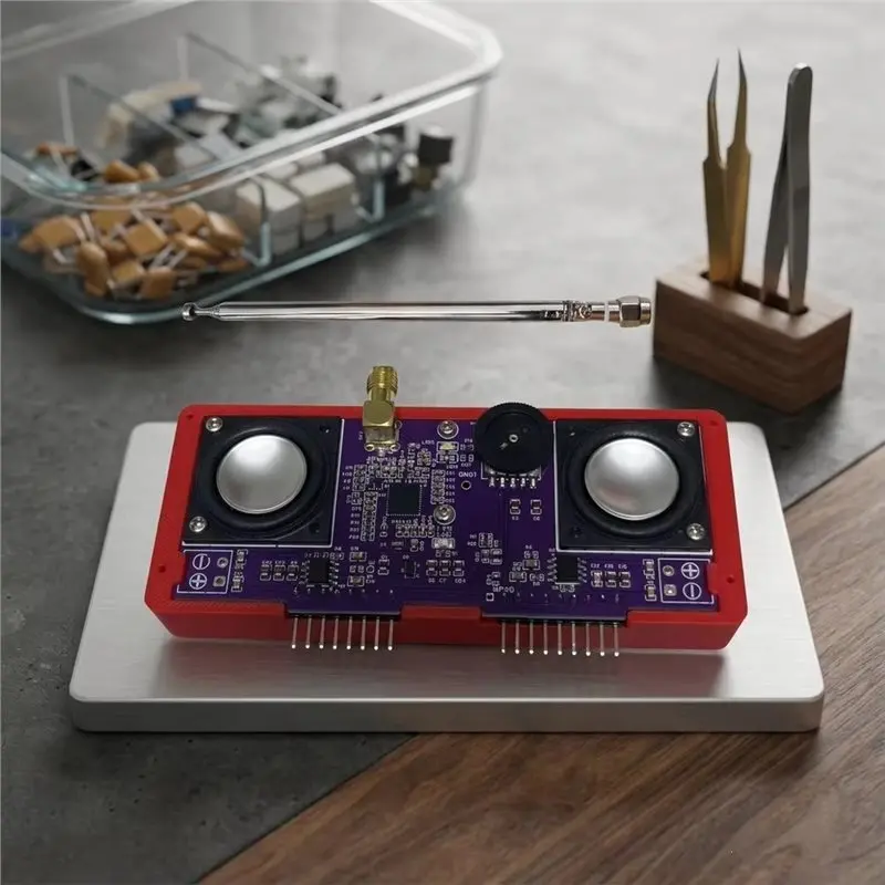 DTB7 TEA5767 FM Radio Receiver Module with Shell & Antenna, 76-108MHz Broadcast Band Expansion Board for DIY Audio Projects