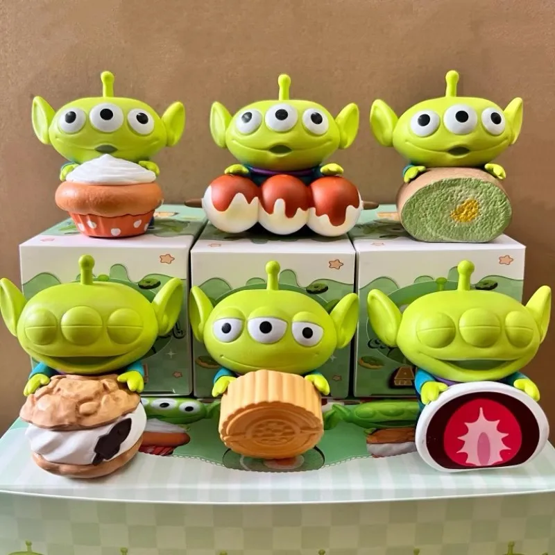 

Аниме История игрушек Чужой Послеобеденный чай Торт Вечеринка Слепая коробка Фигурка Игрушки Kawaii Коллекционная загадочная коробка Орнамент Модель Куклы Подарок