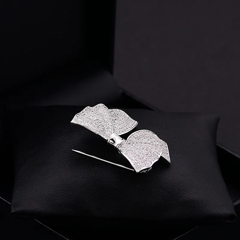 Bowknot Brooch Women's Janpanese Luxury Suit Neckline Pin Cute Simple Coat Corsage Crystal Buckle Jewelry Gifts Accessories 6049