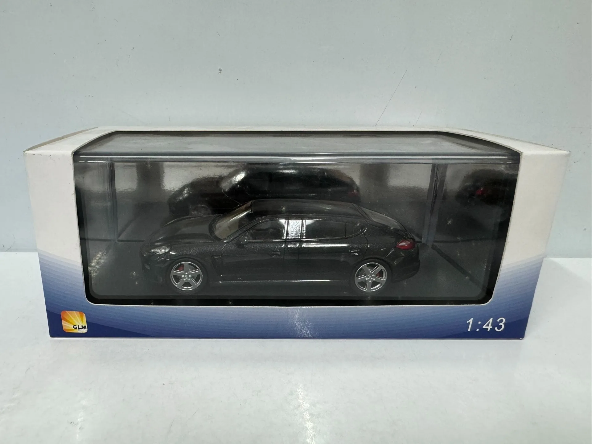

Diecast GLM 1/43 Scale Porsche RUF Panamera RXL Resin Car Model Collectible Toy Gift Souvenir Display Ornament