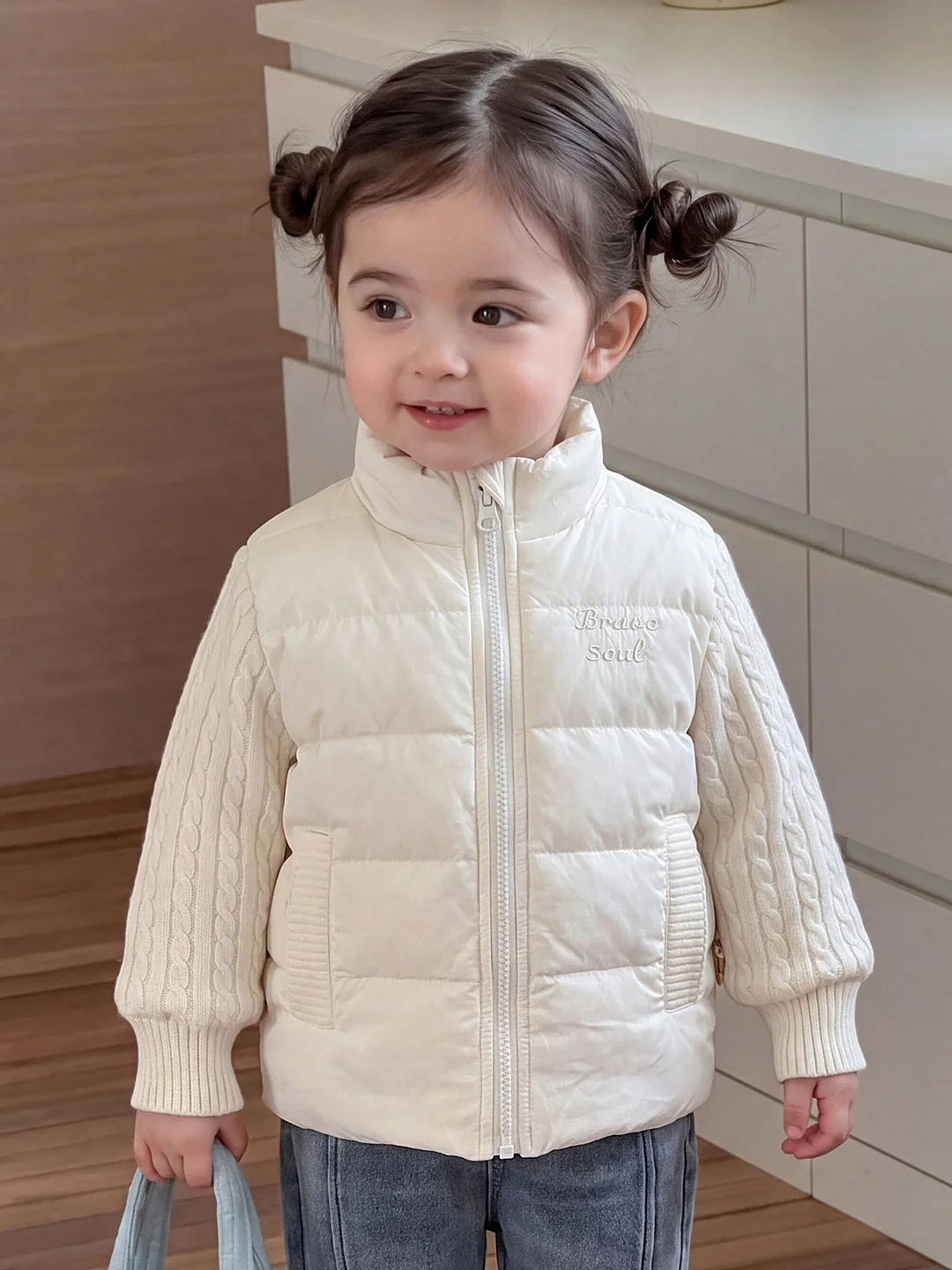 Baby Girl Winter Sweet Set Micro Flared Pants Fashionable Down Jacket Three Piece Set Korean Childrens Clothing