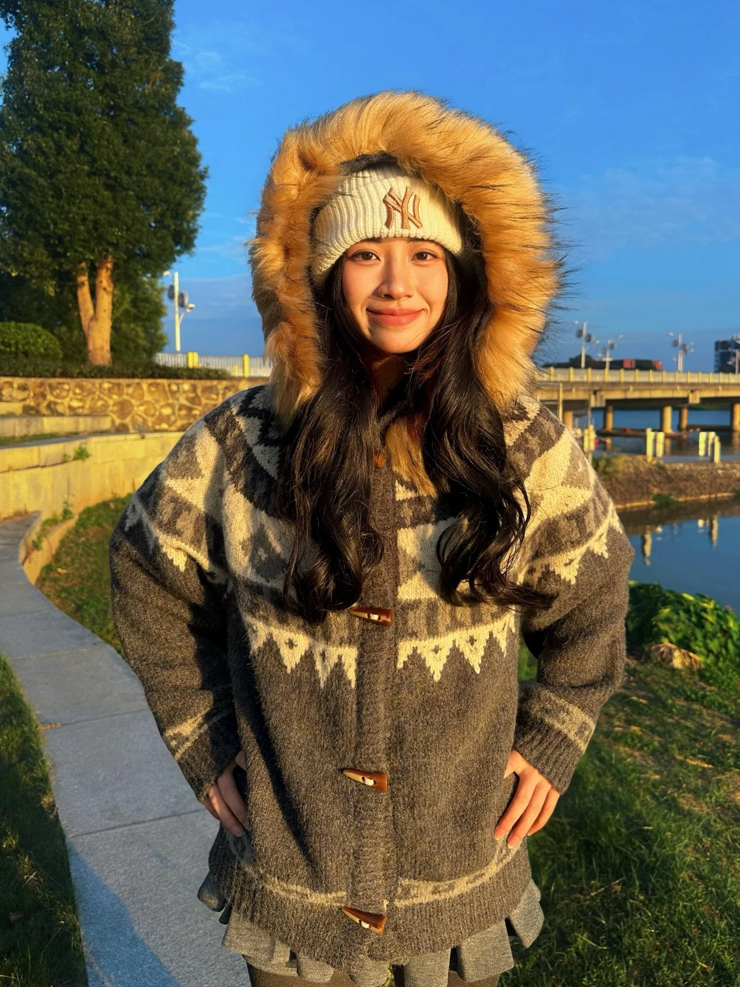 

Мужской утепленный вязаный свитер с капюшоном и большим меховым воротником Mermaid Island: зимняя верхняя одежда, повседневный комфортный крой