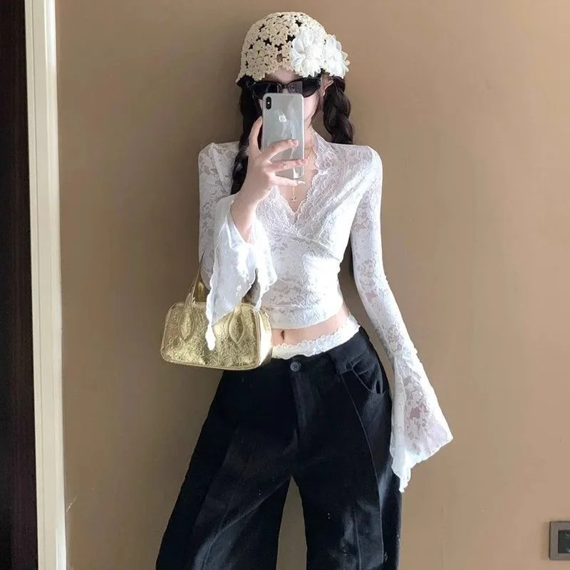 White Lace Hollow out Long Sleeve V-Neck Top Women's Initial Autumn Pure Desire Sexy Slim Fit Short Inner Wear Base Shirt