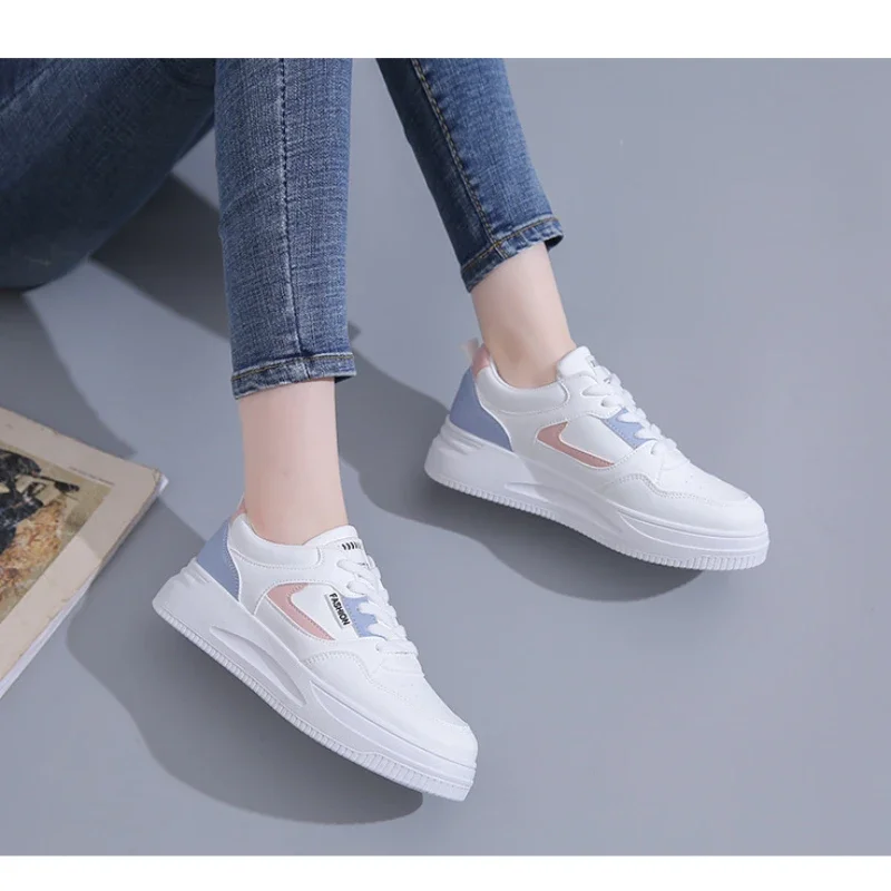 Zapatillas altas de plataforma para mujer, zapatos deportivos vulcanizados informales, a la moda, color blanco, otoño e invierno, 2023