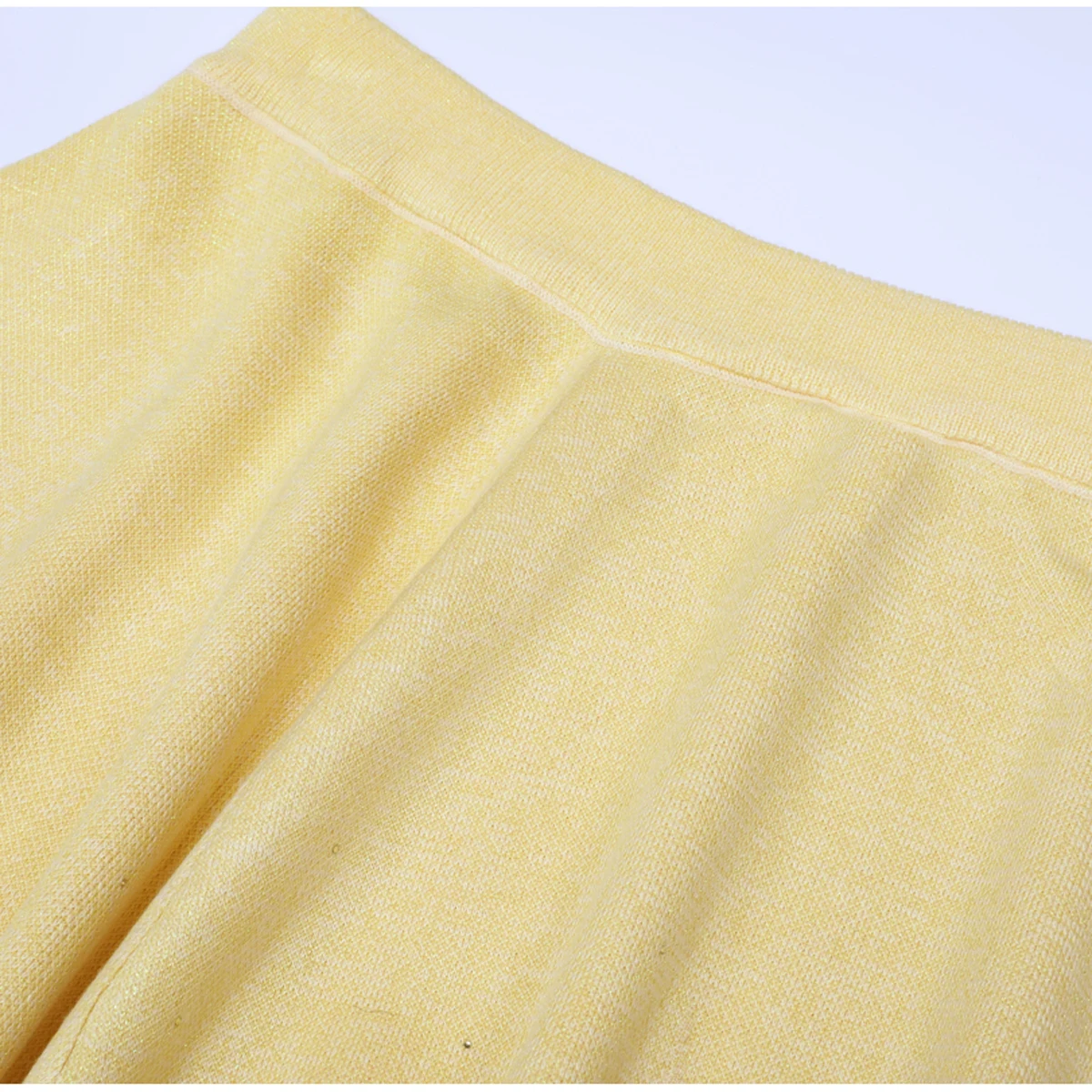 2620 High-Quality Spring Autumn Women's Fashion Knitted Large Flare 3d Floral Heavy Hot-Fix Diamond Design Elegant Stylish Skirt
