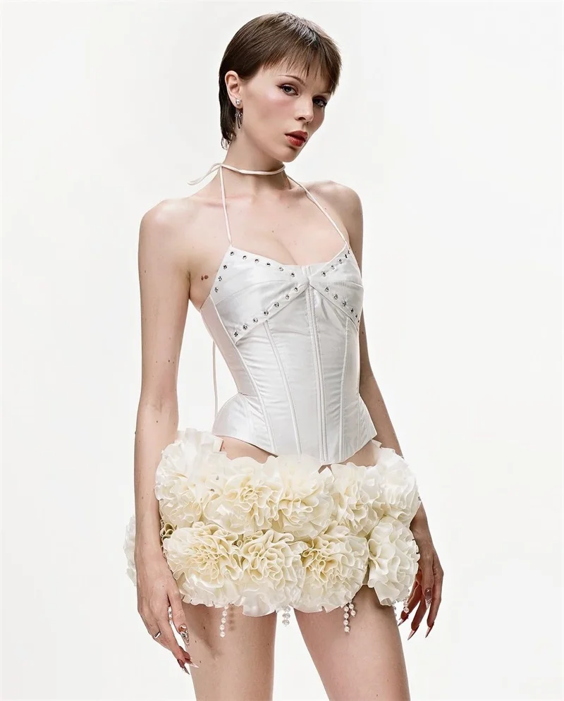 

Sexy Satin Short Mini Prom Dress Pearls Corset Halter Sleeveless Ruffles Hem Party Gown Formal Wedding Birthday Evening Robe