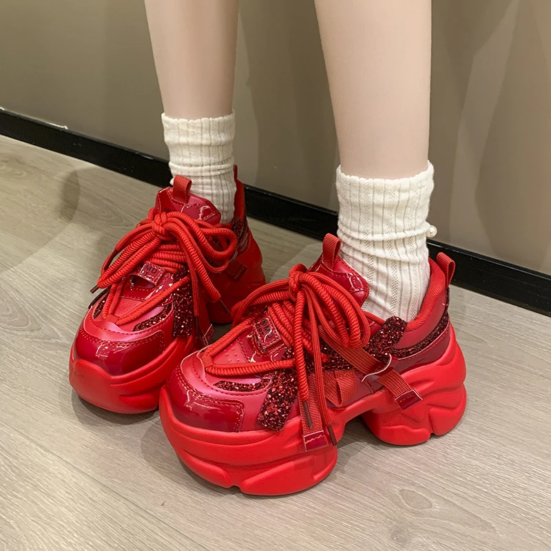 

Модные женские кроссовки на высокой платформе 8 см, нескользящая спортивная обувь для папы на толстой подошве, женские корейские массивные кроссовки из искусственной кожи, весна 2024 г.