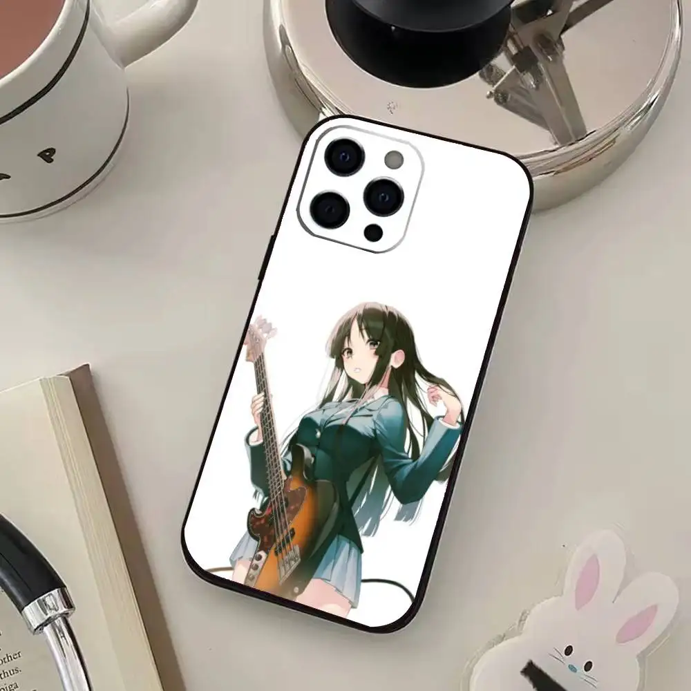 Funda de teléfono Anime K-K-ON Akiyama Mio para iPhone16,15,14,13,12,11Pro Max, funda negra de silicona suave 1G