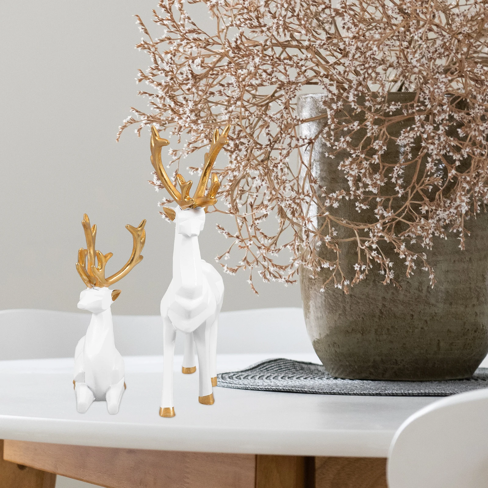 

2Pcs White Reindeer Statues Medium Size Modern Room Decor Material Christmas Elk Indoor Decor Holiday