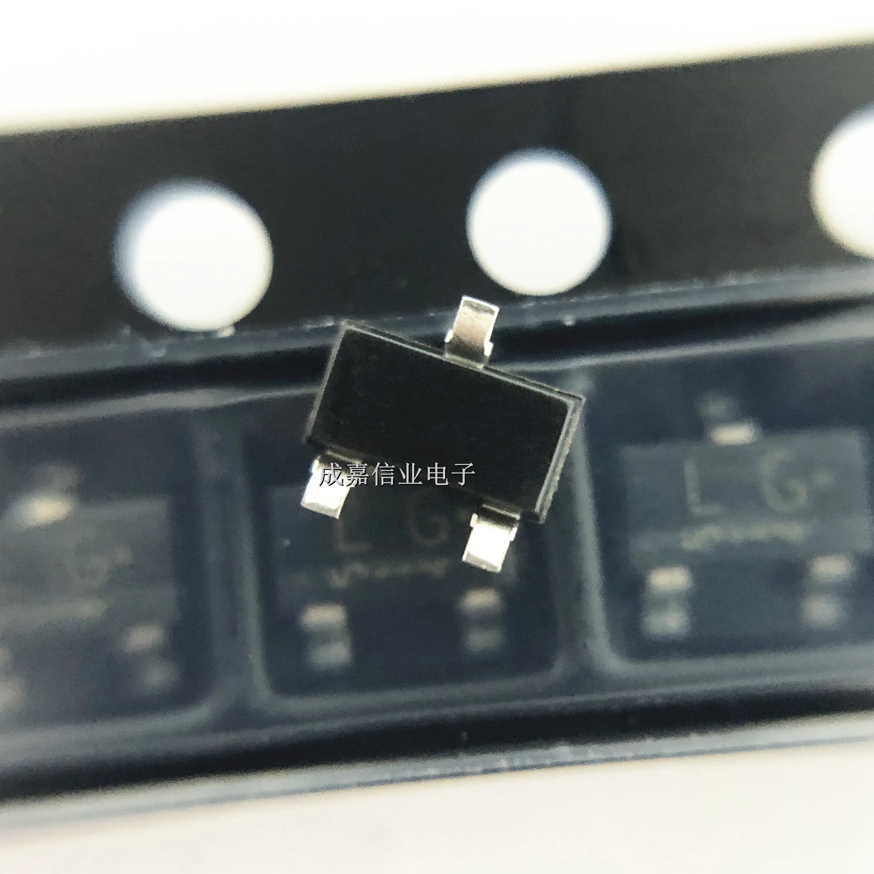 100pcs/Lot 2SC2712-GR,LF SOT-23-3 MARKING;LG Bipolar Transistors - BJT Transistor Lo Freq 0.15A 50V
