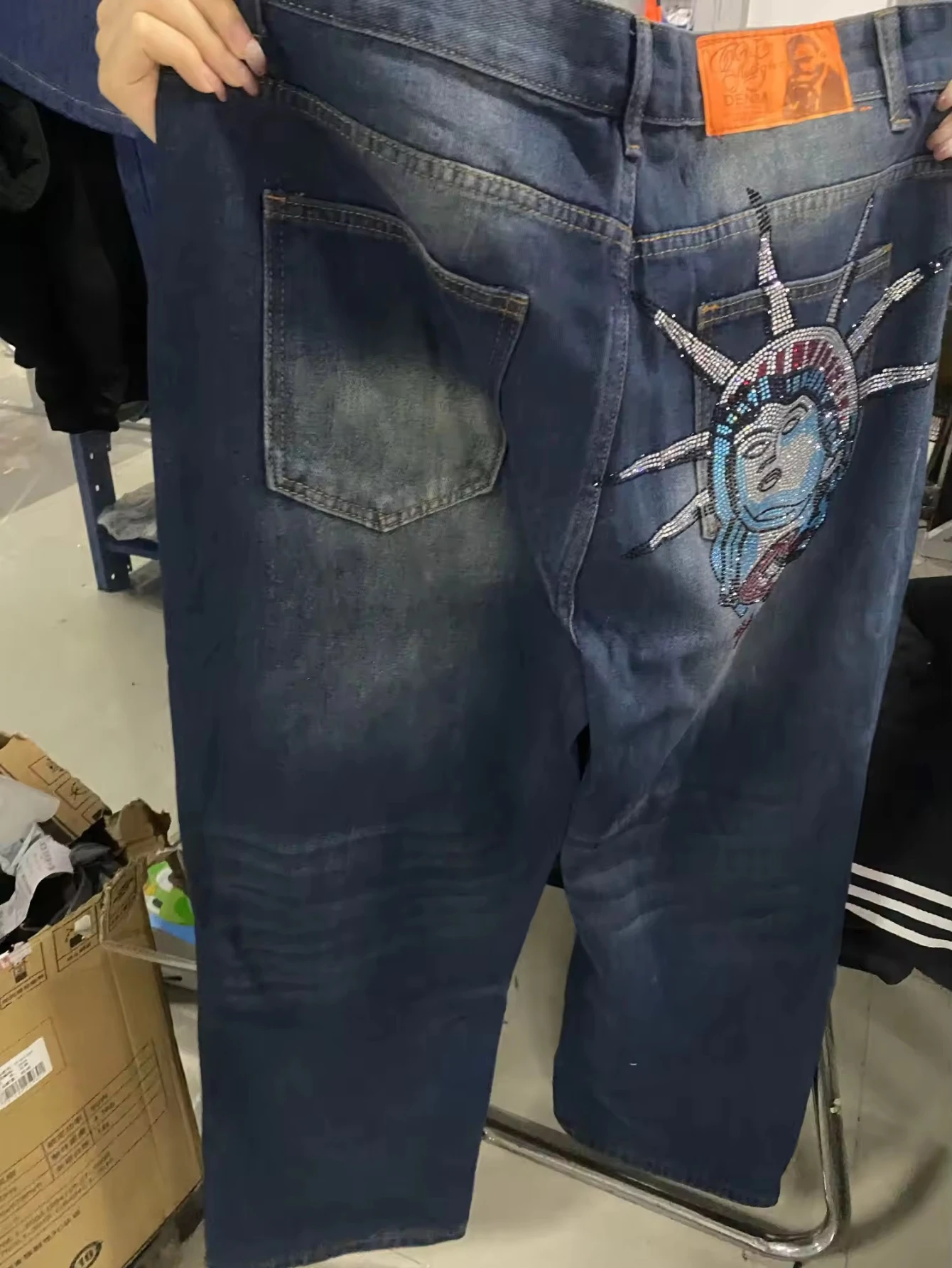 

2025 new European and American wash retro jeans Statue of Liberty Y2K hot diamond Harajuku design high-end versatile trousers