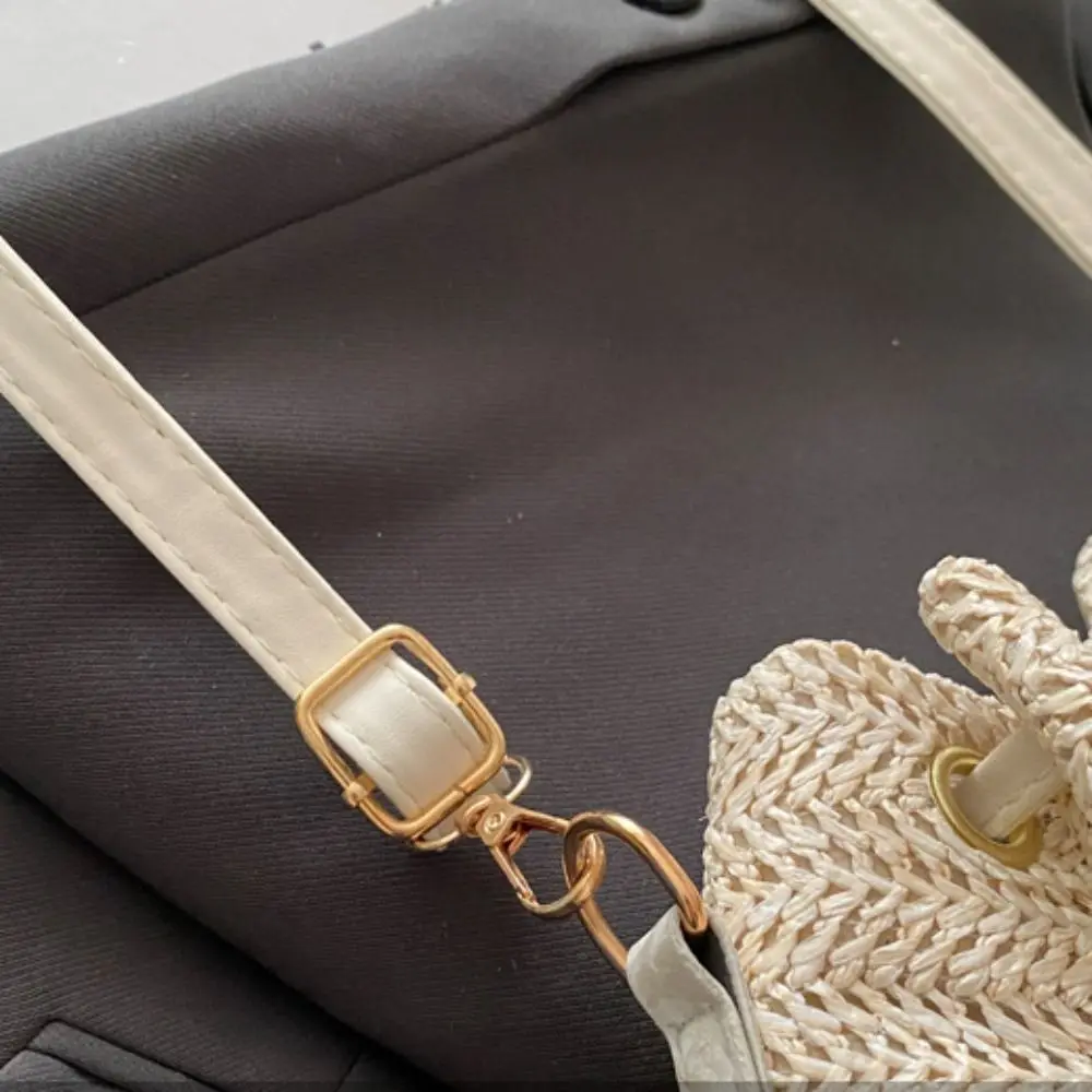 

Cute Woven Raffia Bag Bohemian Style Mobile Bag Weave Straw Crossbody Bag Beach Handbag Shoulder Bag Drawstring Bucket Bag Girls