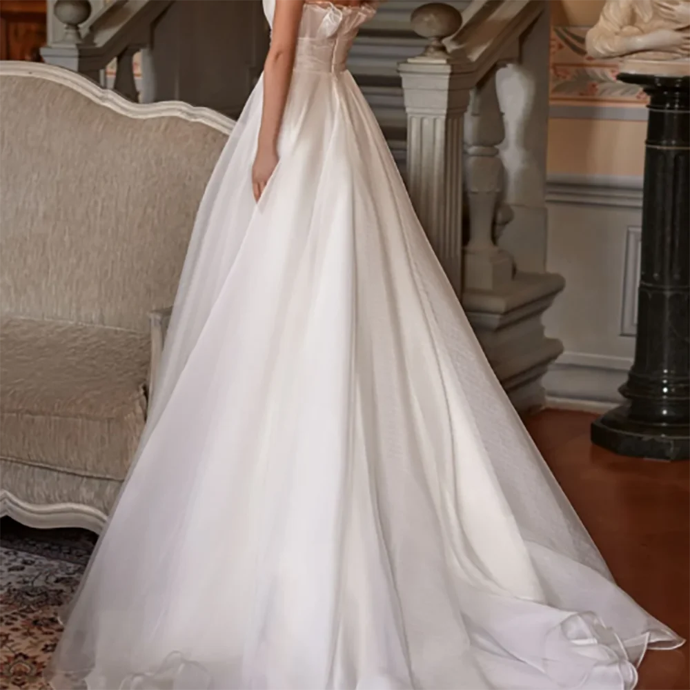 Elegant Strapless Sleeveless Tulle Pleat Straight Bride Wedding Dresses Bridal Gowns Customized ﻿